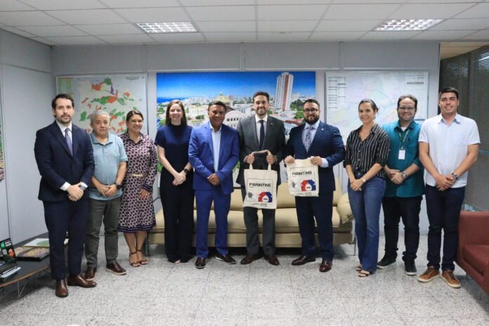 diretoria_amazonastur_comitiva_argentina_foto_kayro renan Amazonas e Argentina discutem retomada de voos entre Manaus e Buenos Aires e ampliação de rotas turísticas, incluindo a rota Manaus–Ushuaia.
