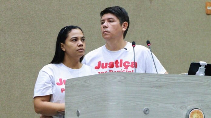 CMM recebe pais de Benício, criança morta após dose errada de adrenalina, e reforça apoio na busca por justiça em Manaus.