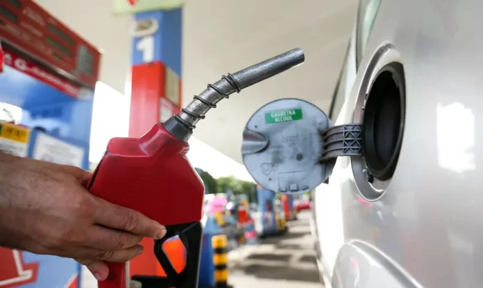 Manaus tem os combustíveis mais caros do Brasil, segundo a ANP. Gasolina e etanol lideram ranking nacional e superam R$ 7 por litro.
