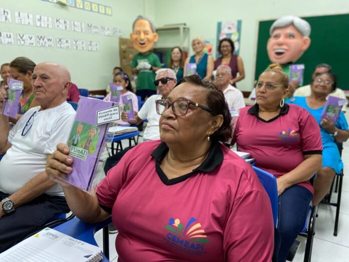 FUnATI abre matrículas para escolarização de adultos e idosos em Manaus. Curso gratuito do 1º ao 5º ano do ensino fundamental.