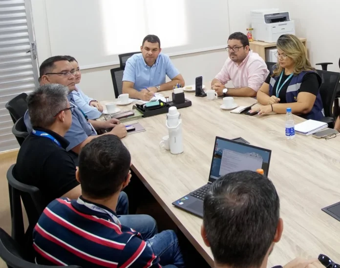 Saullo Vianna destaca avanço do Gás do Povo em Manaus após reunião com MDS e Caixa para alinhar a execução do programa social.