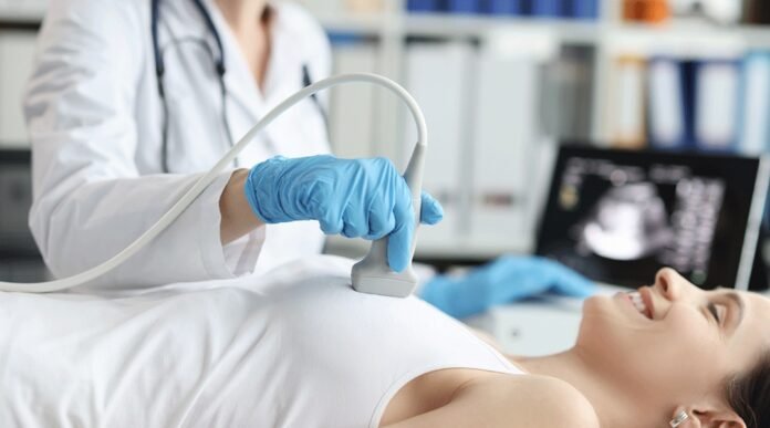 Ultrassonografia de mama gratuita em Manaus será oferecida em fevereiro. Veja datas, como agendar e exigência de requisição médica.