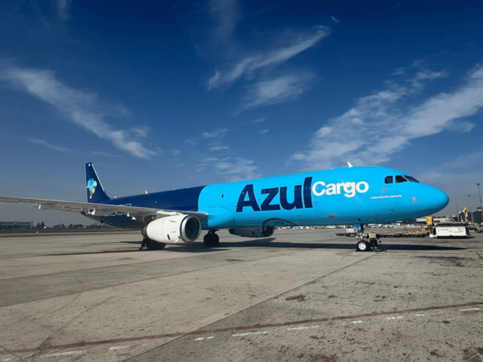 Missão de saúde na Amazônia leva cirurgias e mais de 2 mil atendimentos a indígenas em São Gabriel da Cachoeira com apoio da Azul, FAB e Hospital Einstein.