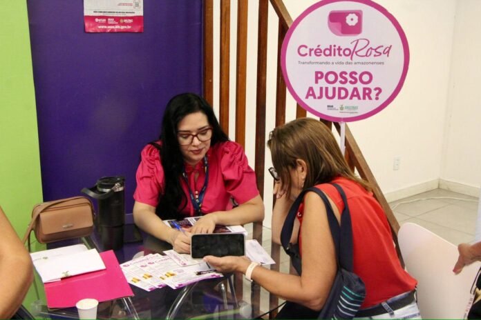 O programa Crédito Rosa alcança a marca de R$ 40 milhões investidos e 4 anos de atuação.