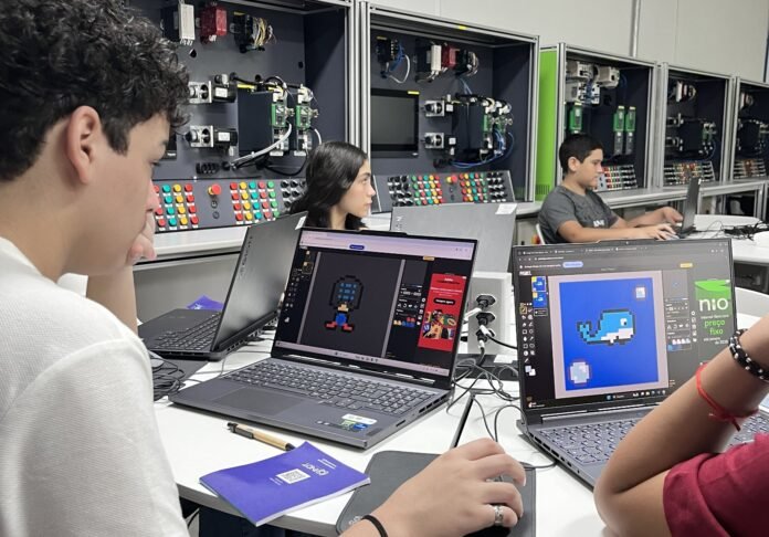 INDT anuncia trilha Geração Maker, parceria em cibersegurança e apresenta tecnologias de Indústria 4.0 durante a ExpoPIM 4.0 em Manaus.