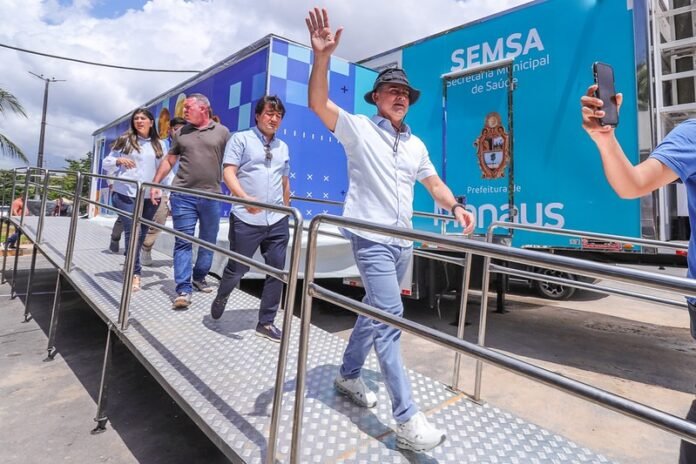UBS móvel em Manaus começa a operar e amplia acesso à saúde básica em áreas vulneráveis com até 2,4 mil atendimentos mensais.