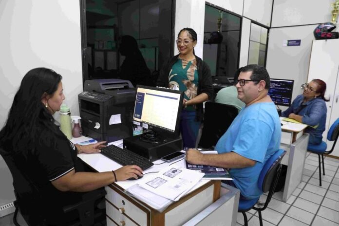 Seduc convoca 61 candidatos do PSS para vagas no interior e áreas indígenas do Amazonas. Atendimento inicia em 21 de maio.