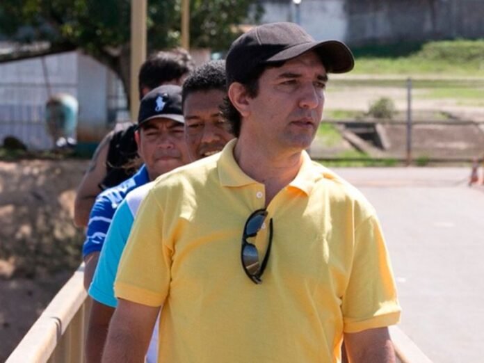 O Tribunal de Contas aceitou denúncia contra a Prefeitura de Itacoatiara por ocultar folhas de pagamento e descumprir o piso salarial dos professores.