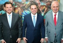 Prefeito Renato Junior participa da posse de Roberto Cidade e Serafim Corrêa e reforça diálogo com novo governo do Amazonas Renato Junior participou da posse de Roberto Cidade no Amazonas e destacou diálogo institucional para tratar demandas de Manaus.