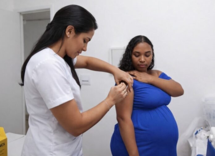 Vacinação contra VSR no Amazonas supera 80% entre gestantes, com mais de 19 mil doses aplicadas, informa FVS-RCP.