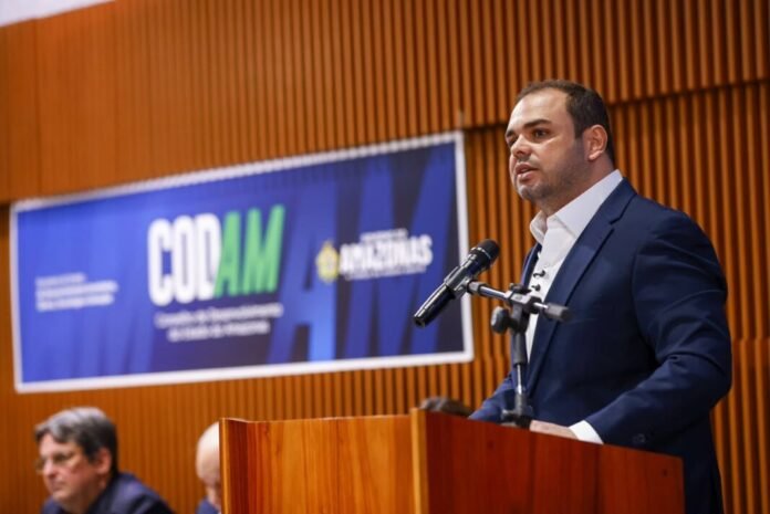 Pesquisa para Governo do Amazonas mostra Omar Aziz na liderança e empate técnico entre Roberto Cidade, David Almeida e Maria do Carmo.