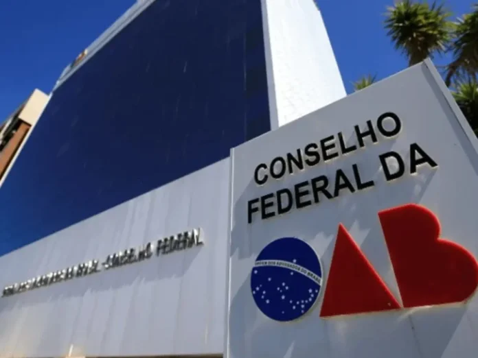 Nova lei reconhece a natureza alimentar dos honorários advocatícios e amplia a proteção dos créditos em processos de insolvência.