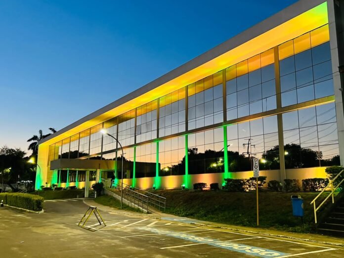 Concurso para procurador da Prefeitura de Manaus oferece salário de R$ 29 mil, seis vagas e inscrições entre 6 de julho e 4 de agosto.