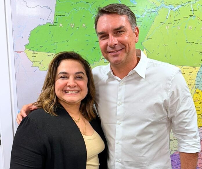 Flávio Bolsonaro estará no Amazonas em 12 de setembro para cumprir agenda de campanha e apoiar Professora Maria na disputa pelo governo.