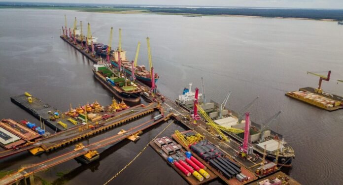 ANTAQ reforça controle sobre a taxa de seca na Amazônia e exige comprovação técnica dos custos antes da cobrança.