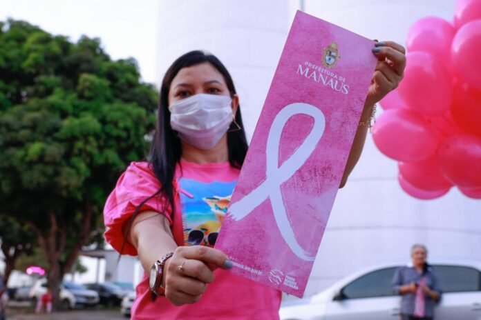 Outubro Rosa em Manaus intensifica mamografias, exames preventivos e ações de diagnóstico precoce do câncer de mama e do colo do útero.