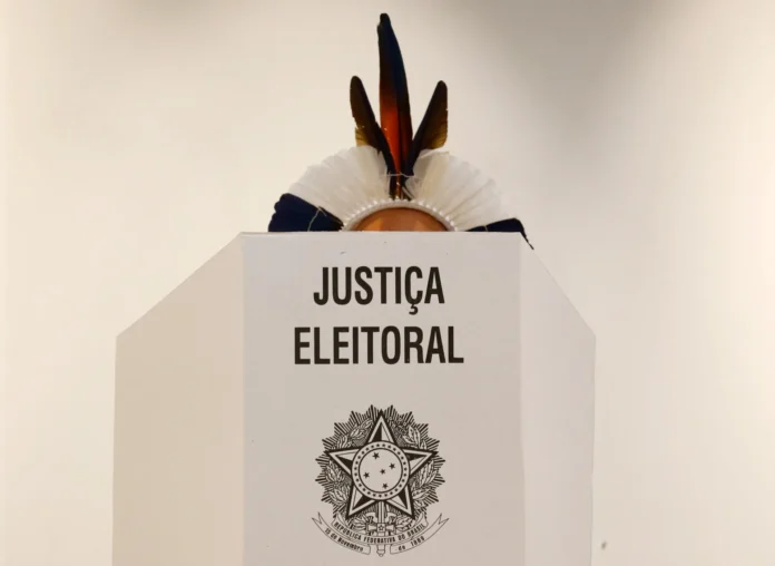 MPE pede ao TSE medidas para garantir o voto de indígenas no segundo turno. No Amazonas, 43 aldeias do Vale do Javari enfrentam falta de transporte.